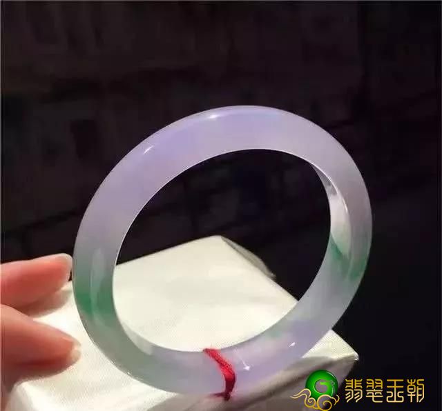 翡翠成品手镯PK毛坯手镯，孰美？   第1张