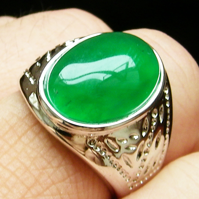 翡翠戒面价格为什么这么贵？翡翠戒面挑选方法你知道吗   第1张