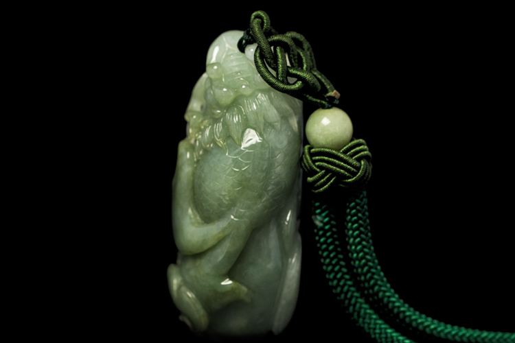 翡翠白菜把件价格决定因素是什么？行家带你一一了解！   第3张