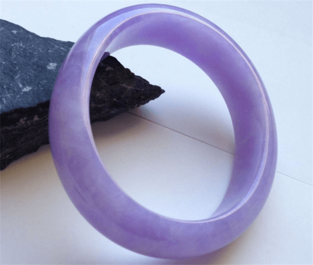 紫翡翠手镯价格高吗?答案在这里了! 第2张