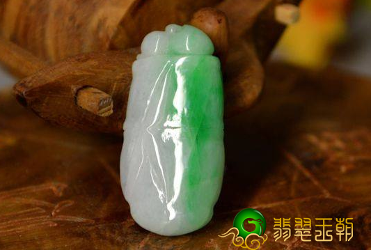 如何区别翡翠与岫岩玉 四招轻轻松松鉴别   第2张