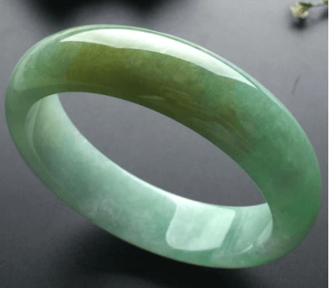 糯冰手镯价格你想知道吗？快来看看吧！   第2张