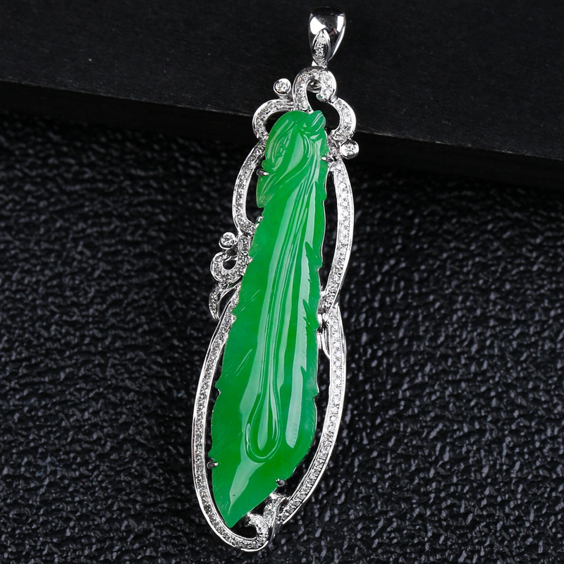 翡翠凤凰吊坠好吗 翡翠凤凰选择技巧有哪些   第1张