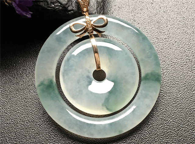 玉平安扣价格高吗？挑选平安扣记住这“五不要”！   第2张