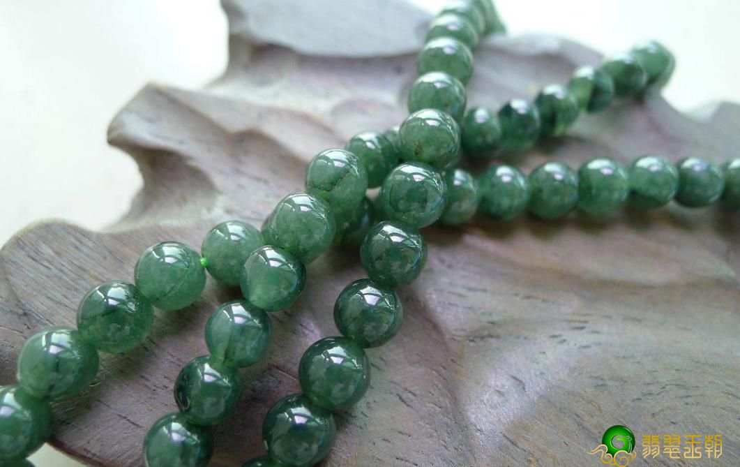 什么颜色的翡翠好？这就得了解不同颜色的表现了！   第3张