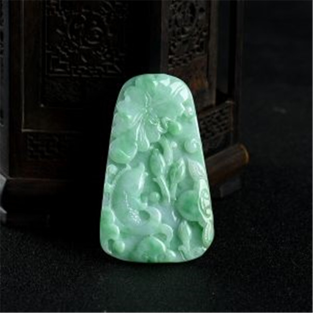豆绿翡翠值钱吗？本文为你一一解析！   第2张