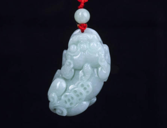 鉴别翡翠的真假小窍门 鉴别翡翠真假四个小窍门   第2张