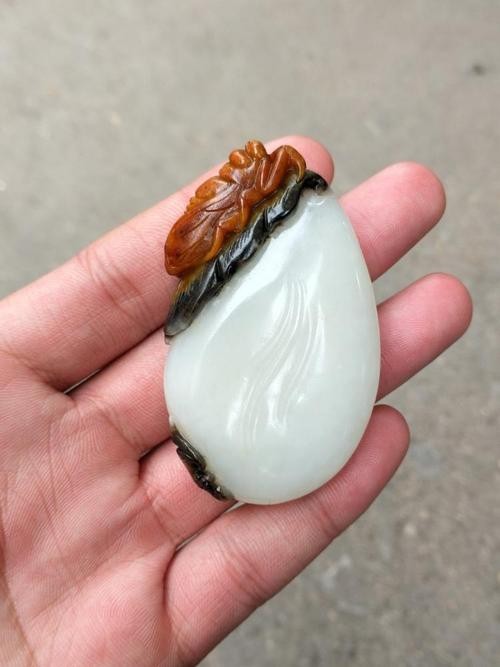 怎么鉴定玉石的真假 真的价格高吗 