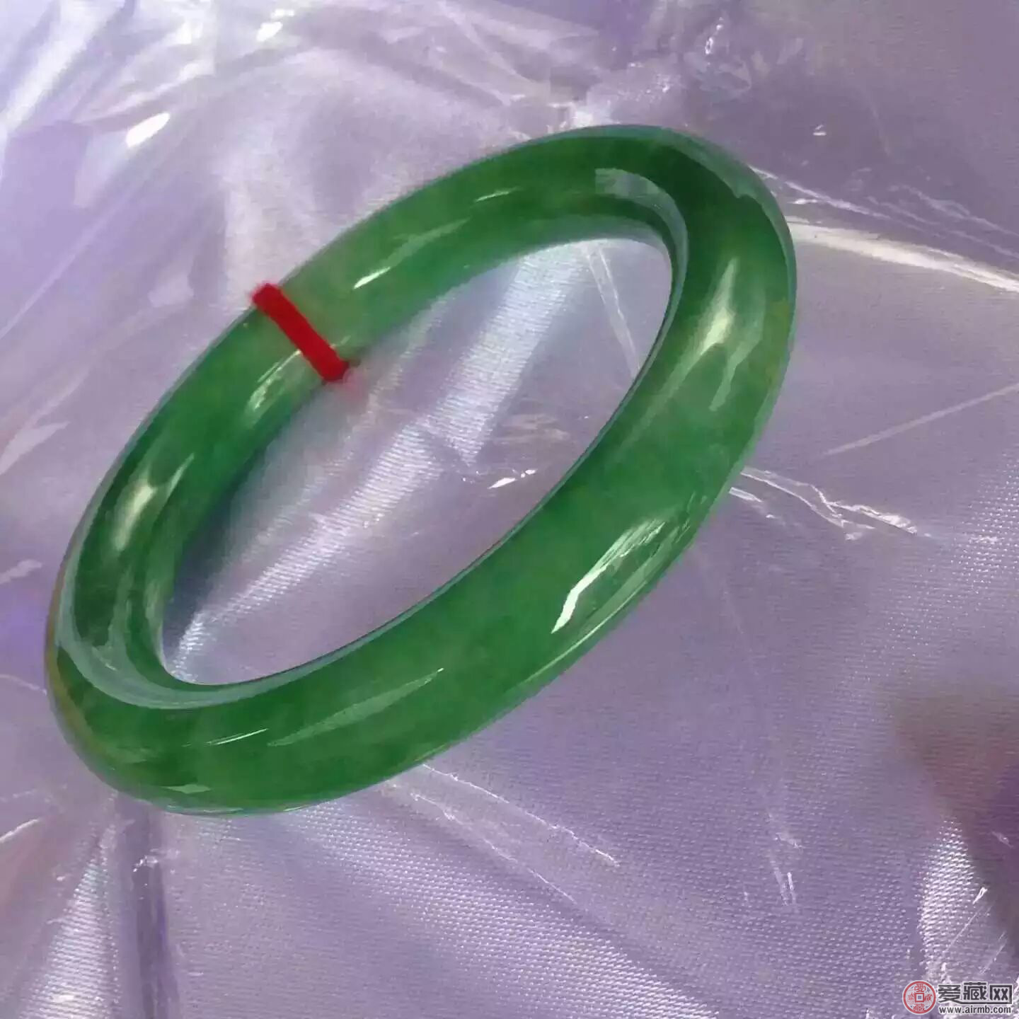 新手怎么辨别老坑种翡翠真假？ 