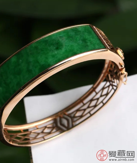 花青翡翠的价值有哪些 