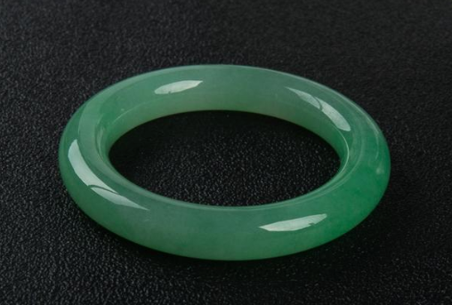 天然翡翠价格 天然翡翠现在价格是多少