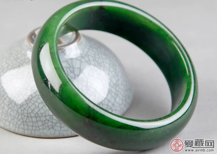 玛纳斯碧玉的收藏价值为什么这么高，其实原因很简单 