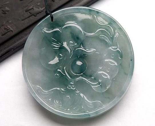 冰种翡翠价格 2019年冰种翡翠价格多少钱   第1张