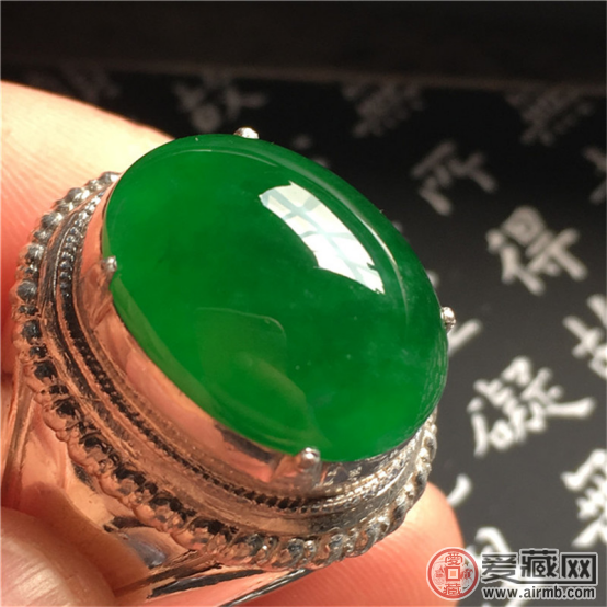 翡翠戒指怎么保养?翡翠戒指正确保养技巧 