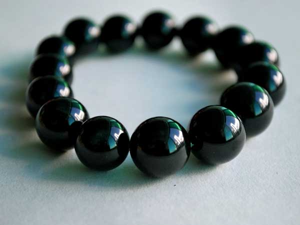 墨玉值钱吗 什么样的墨玉值钱   第1张