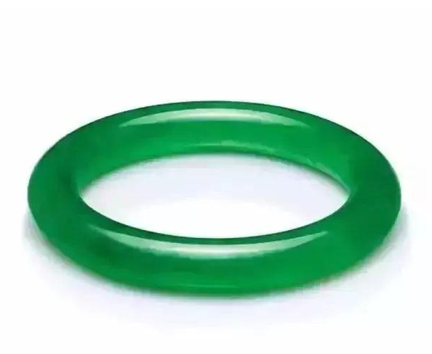 翡翠“手镯王”惊现苏富比拍卖会，估价一个亿   第18张