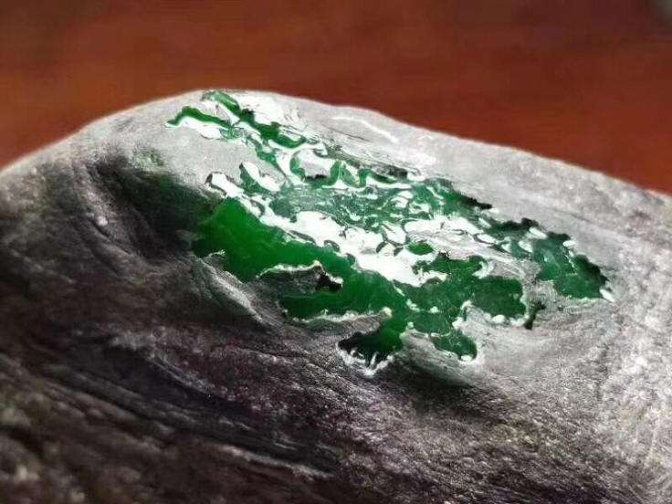 翡翠批发哪家好 哪家比较便宜 