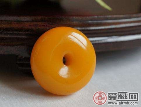 如何鉴别蜜蜡的真伪? 