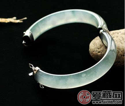 翡翠手镯断了怎么办呢？   第3张