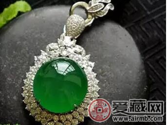 染色翡翠怎么鉴别真假？怎么判断翡翠是否染色 