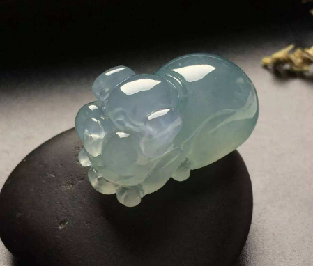 翡翠糯冰种价格 天然冰糯种什么价位   第1张