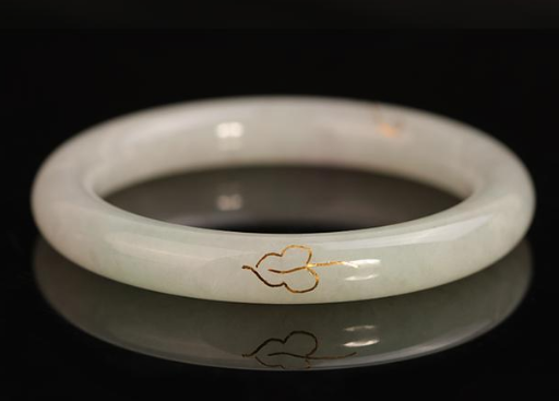 翡翠手镯的款式 翡翠手镯款式怎么选才好 第3张