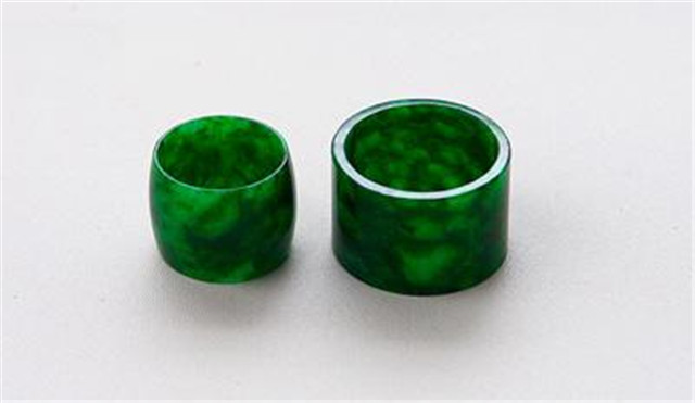 翡翠满绿是翡翠中的极品？答案并没有那么简单！   第3张