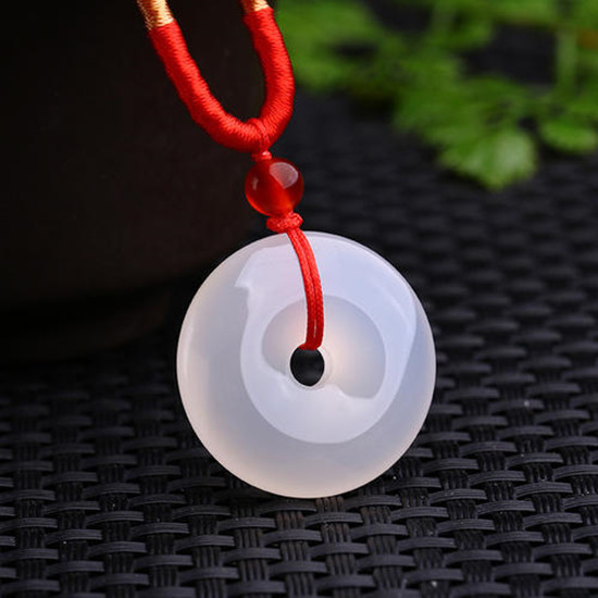 冰种玛瑙值钱吗 冰种玛瑙介绍及保养方法   第2张