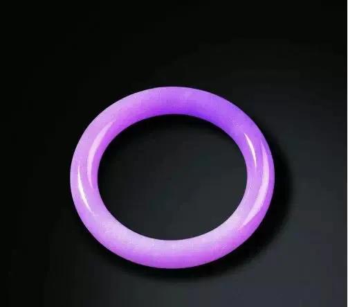 几万，几十万的翡翠和几百万的，差别居然在这里！   第13张