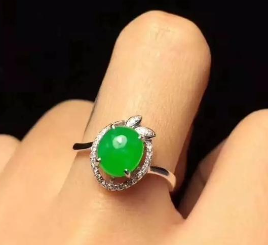 翡翠价值逐渐上涨，背后的原因是不可再生   第8张