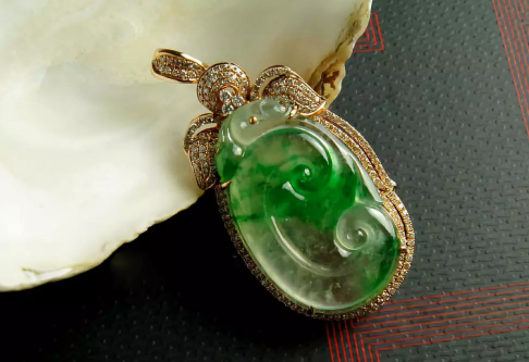 翡翠是怎么形成的 翡翠形成的四大步骤   第2张