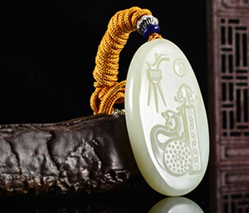 翡翠和玉是一回事吗 翡翠和玉不能混为一谈   第1张