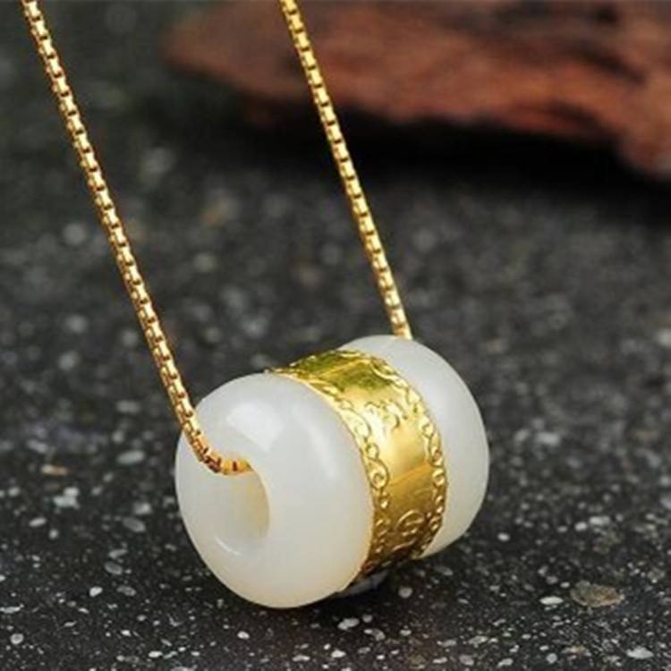 黄金项链配玉坠图片 如何鉴别真伪