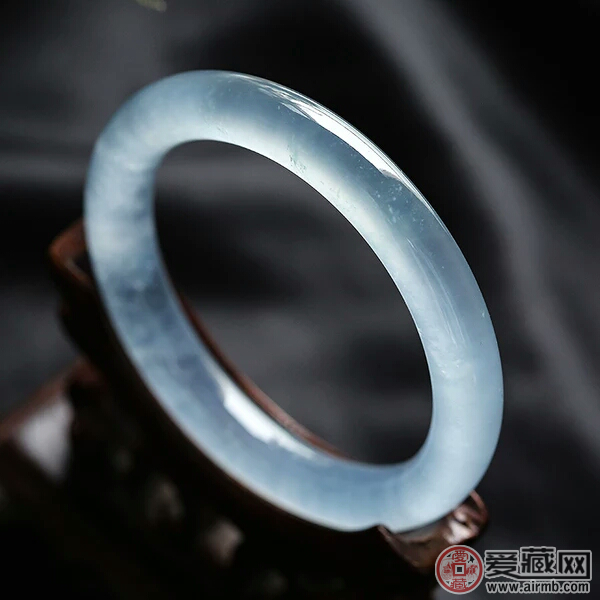 冰糯种翡翠如何鉴定 