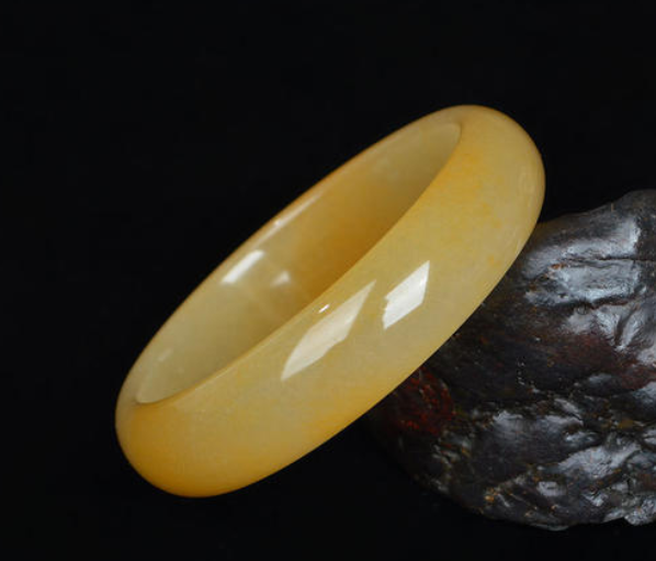 金丝玉怎么鉴别 金丝玉鉴别看这三点   第1张