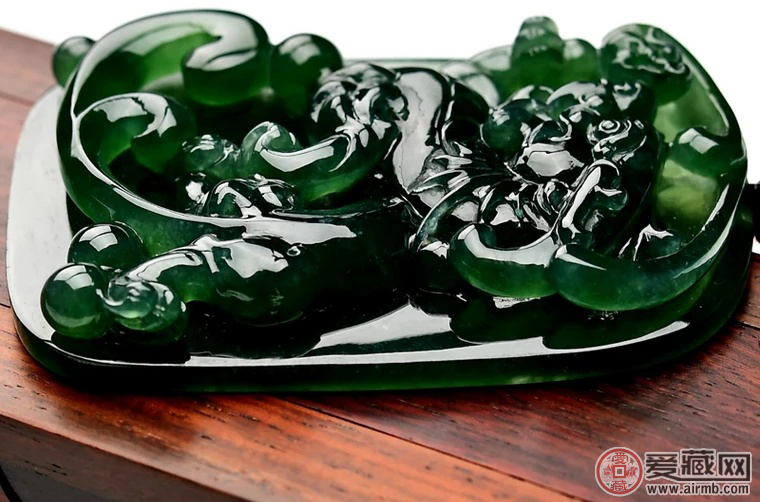 墨绿玉的收藏价值非常高，主要有以下几种原因 