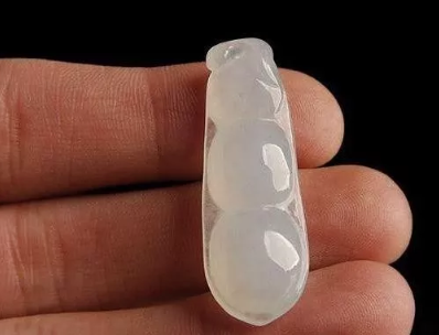 翡翠识别简基本的方法 翡翠真假识别   第1张