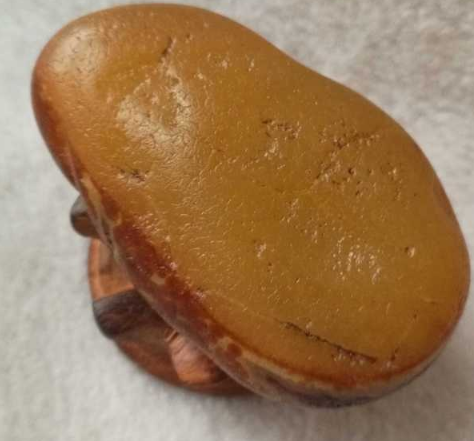 手电照玛瑙原石的特征 玛瑙原石特征 第1张