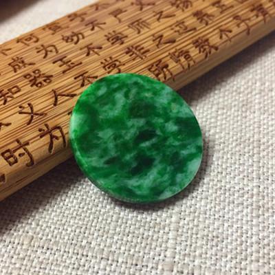 什么是花青种翡翠 花青种翡翠的挑选技巧 