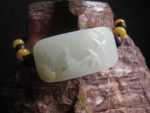 和田玉籽料如何把玩 文盘武盘和意盘三种方法   第1张