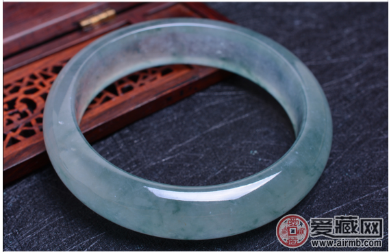识别翡翠有这些市场误区，很多人都弄错了 