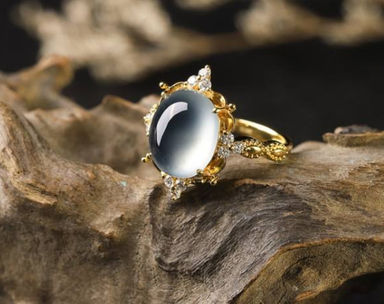 翡翠戒指报价 为什么翡翠戒指的价格那么贵   第1张