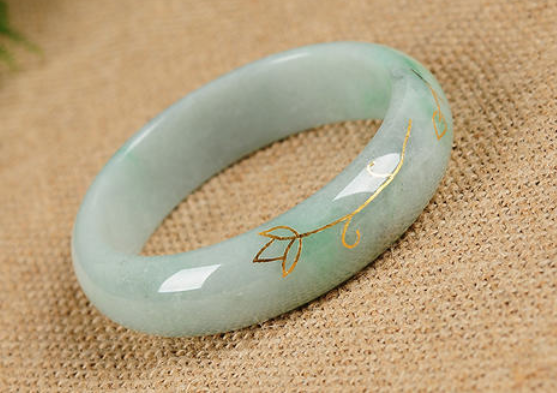 怎么保养玉镯 保养玉镯的四大常识   第1张