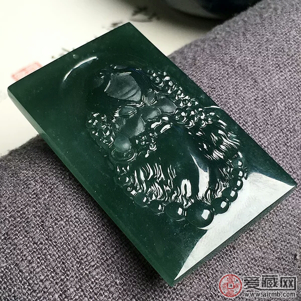 油青种翡翠真假的辨别 