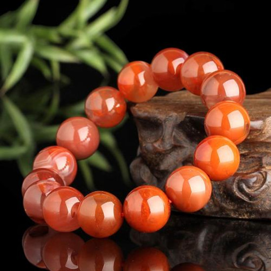 玛瑙会越戴越亮吗 玛瑙图片介绍   第1张