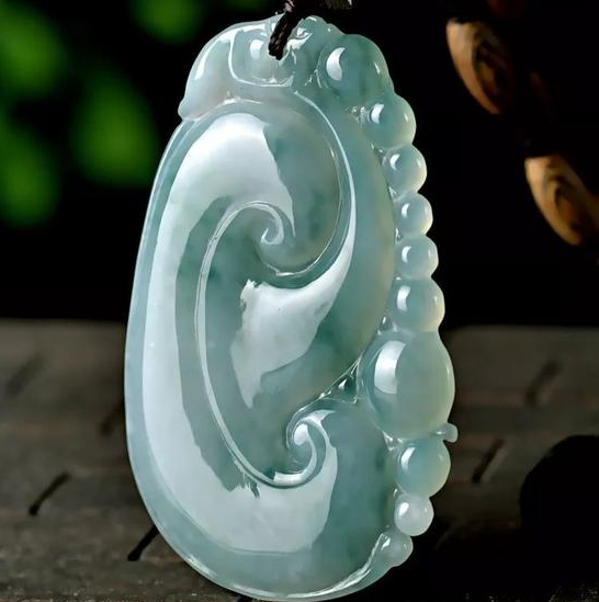 老坑冰种翡翠与普通冰种翡翠有什么不一样？真相都在这里   第2张