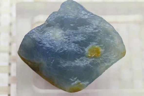 翡翠原石市场价格 翡翠原石价位如何   第2张