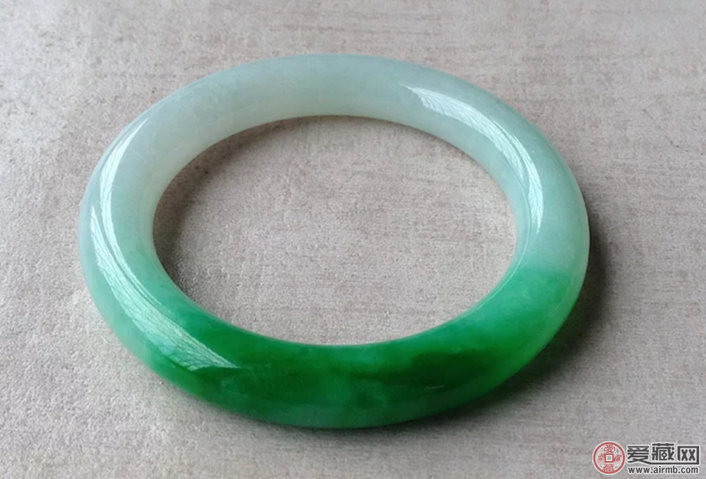 白底青翡翠保养，这几点一定要注意 
