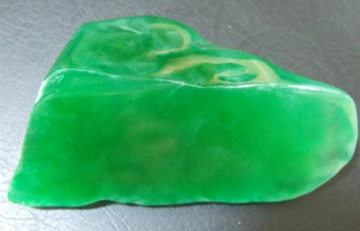 翡翠玉石怎么保养方法 翡翠玉石的清洗 