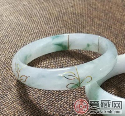 翡翠手镯摔断了怎么办？   第2张